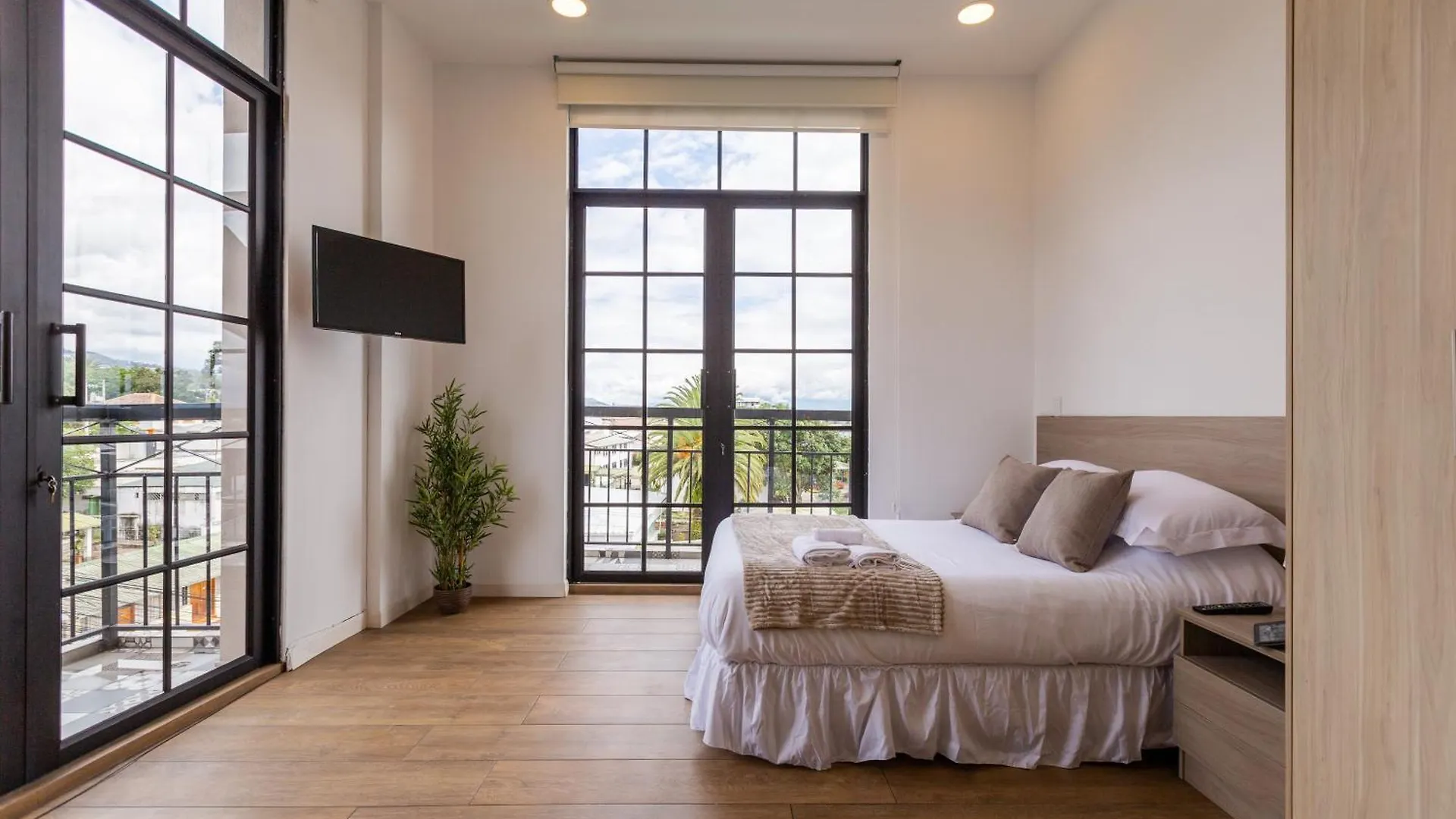 Mumbai Corner View Studio Κίτο